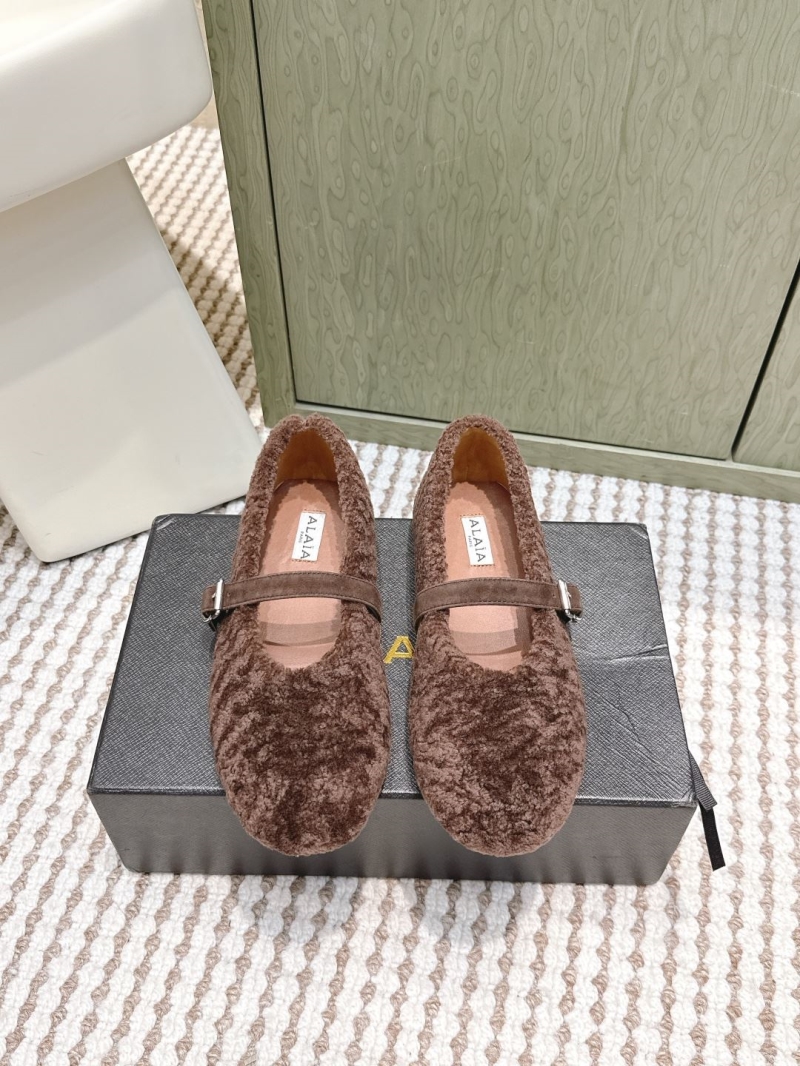 Alaia Flat Shoes